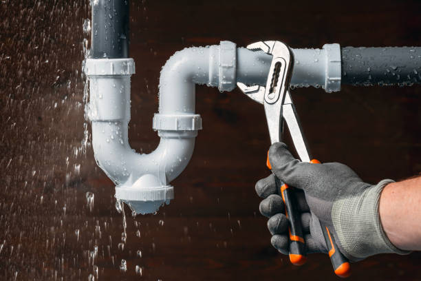 Professional Drain Cleaning technician working in Hobe Sound, FL
